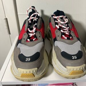 ✨ Luxury on Your Feet: Balenciaga Triple S Sneakers ✨